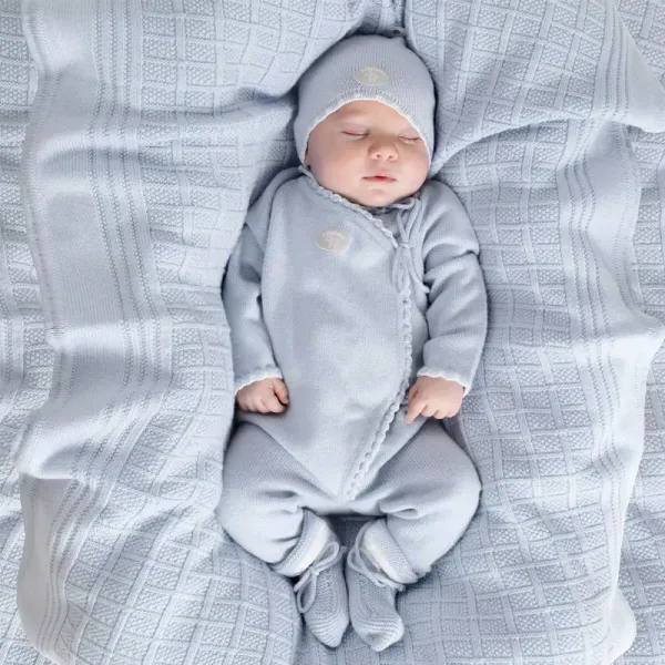 Lillelam, Hentesett i merinoull, babybl&aring;